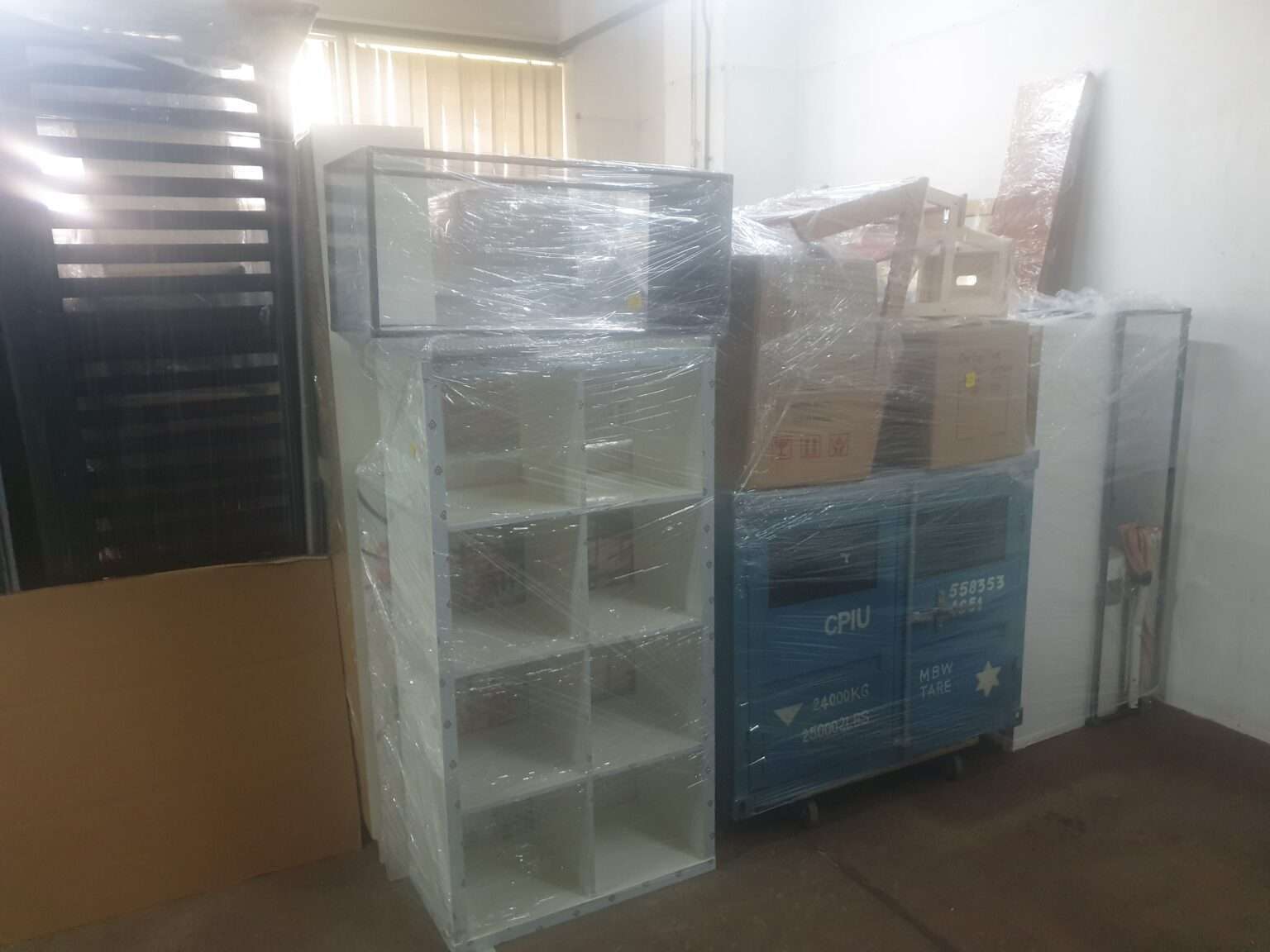 moving office items to storage in singapore